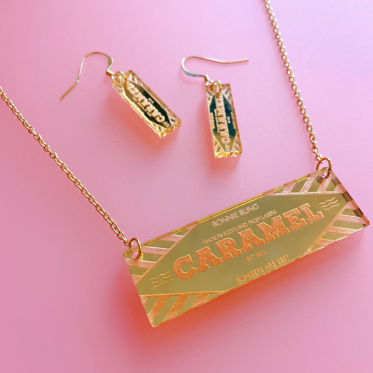 Best gold online bar necklace